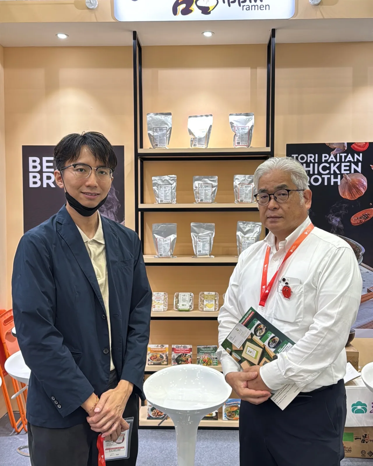 The Ippin Ramen booth at FHM Malaysia 2025, with Ippin products on the shelves